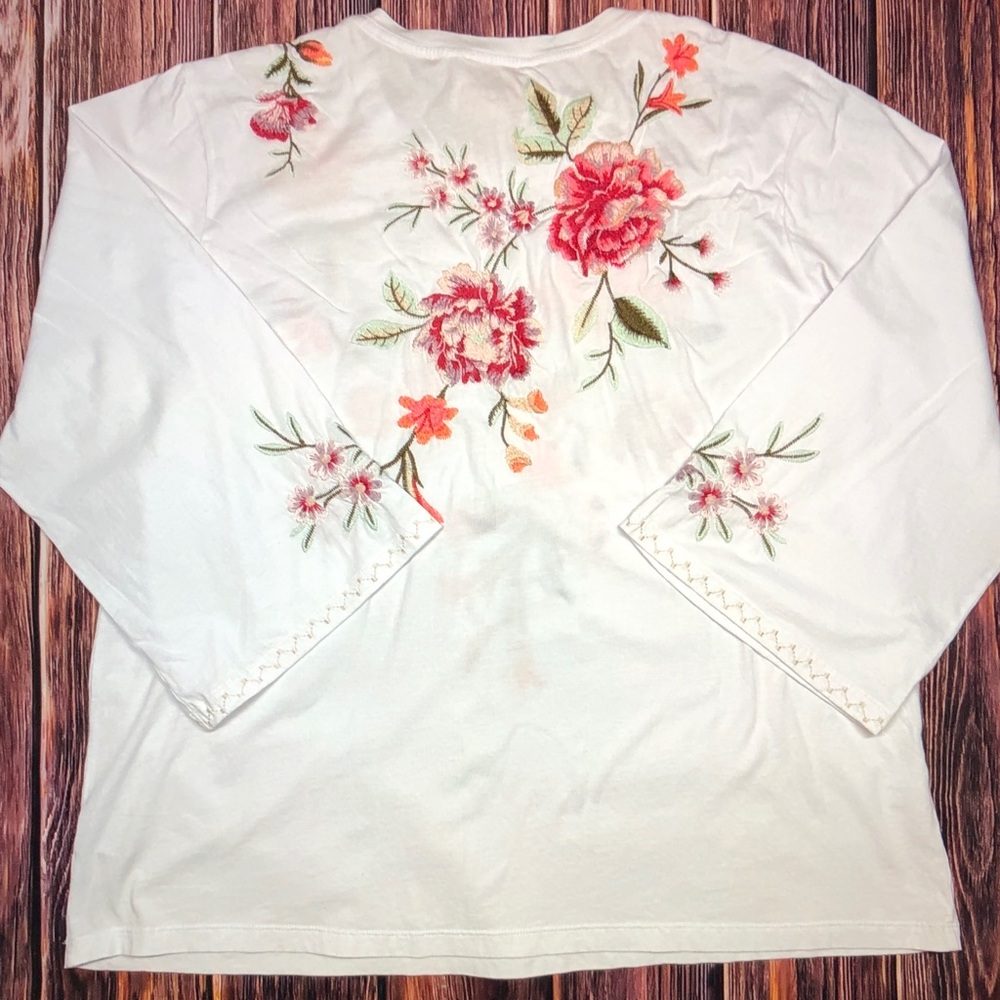 Johnny Was White Long Sleeve Top with Orange & Pink Floral Embroidery - Picture 3 of 5